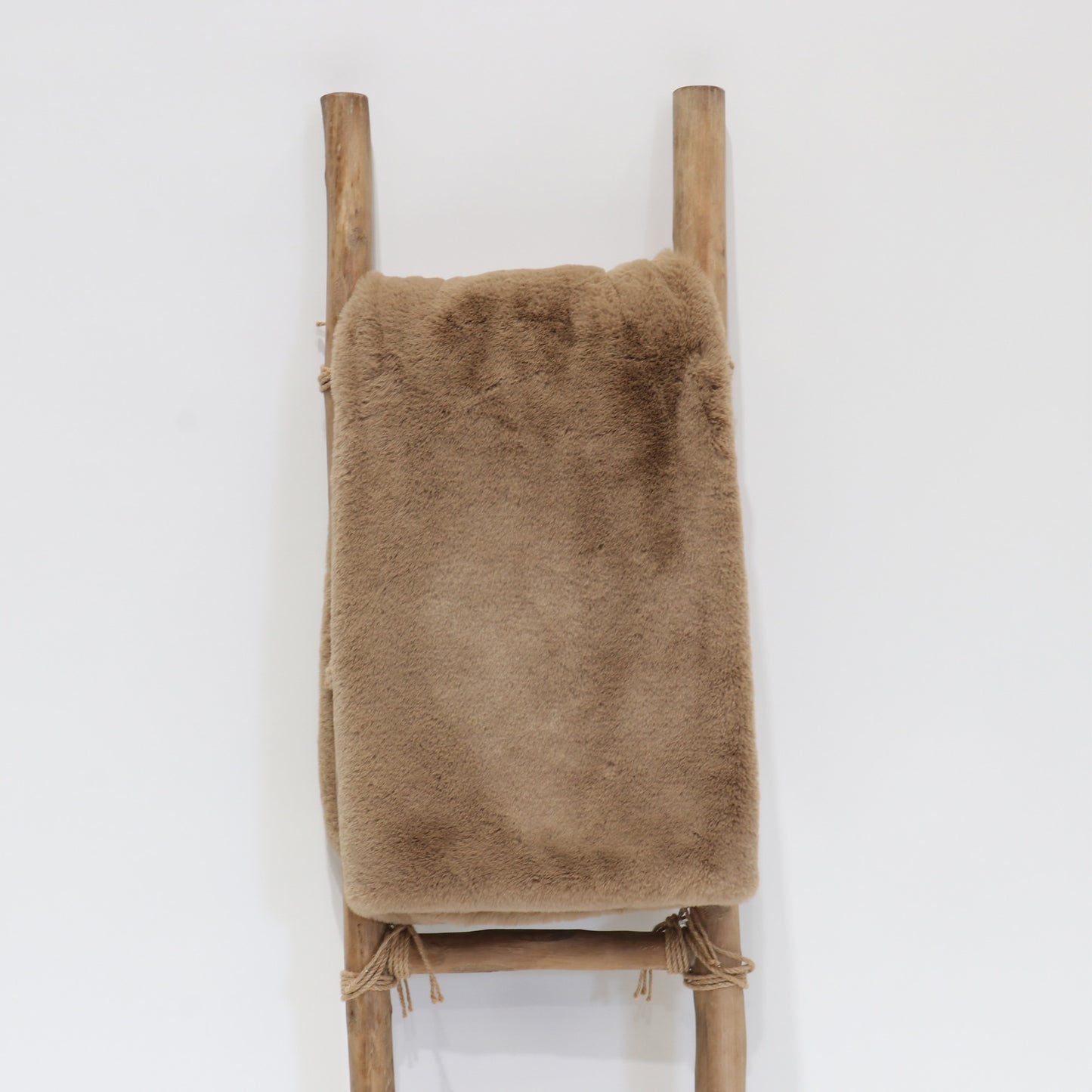 Faux Fur Throw - Le Forge Peanut