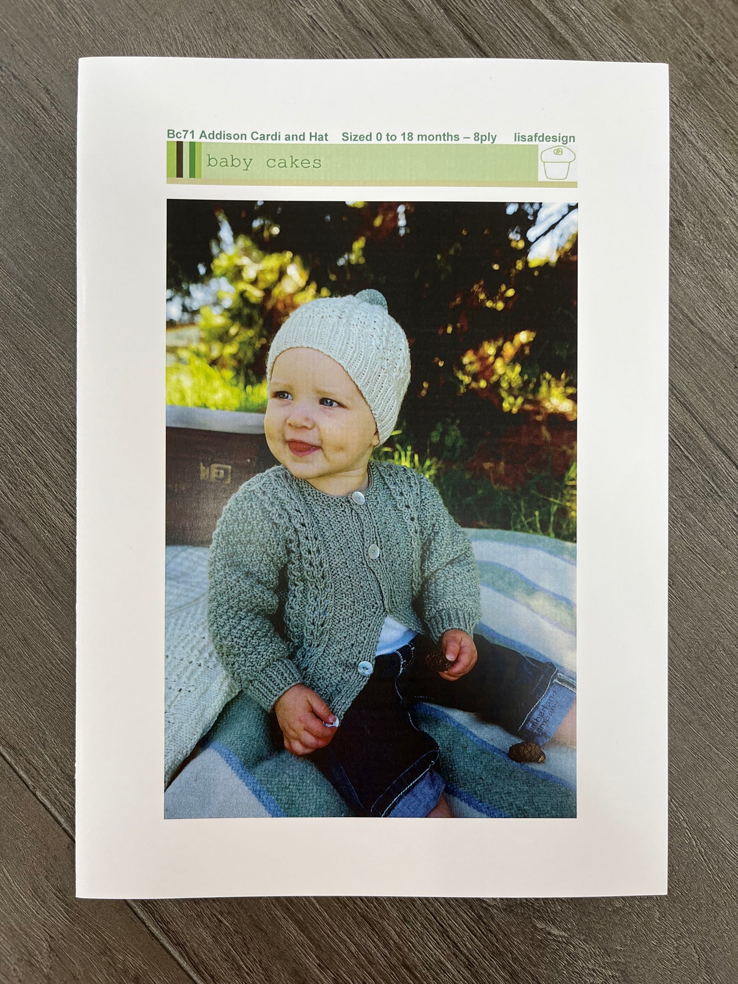 Knitting Patterns - 8 Ply