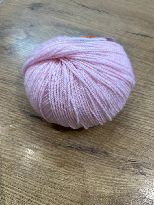 Silk Merino 4 ply Soft Pink