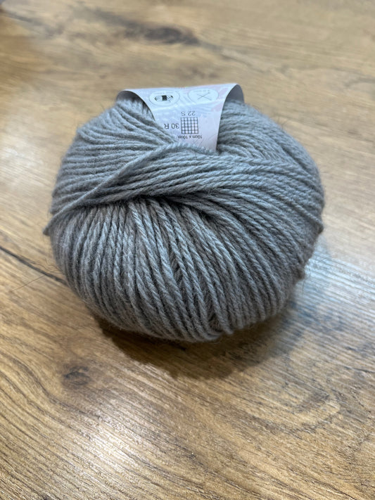 Purrino 8ply - Grey