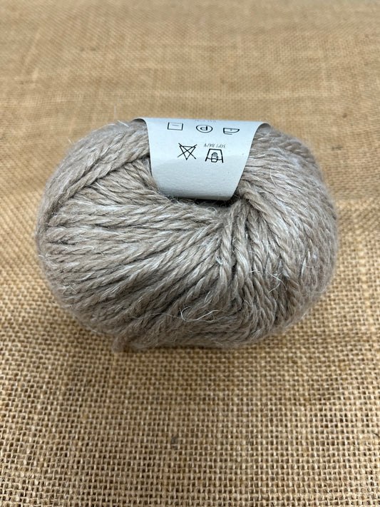 Naturally Yarns Moro 12 ply - Fawn