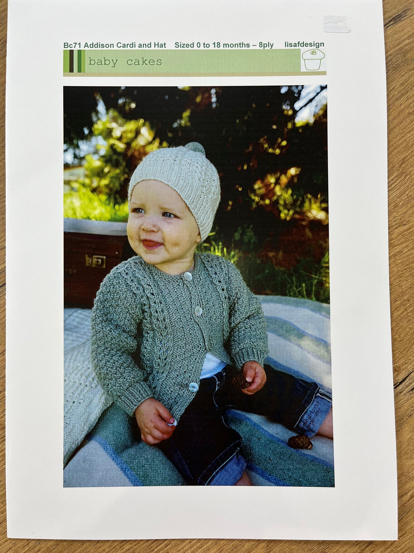 Knitting Patterns - 8 Ply