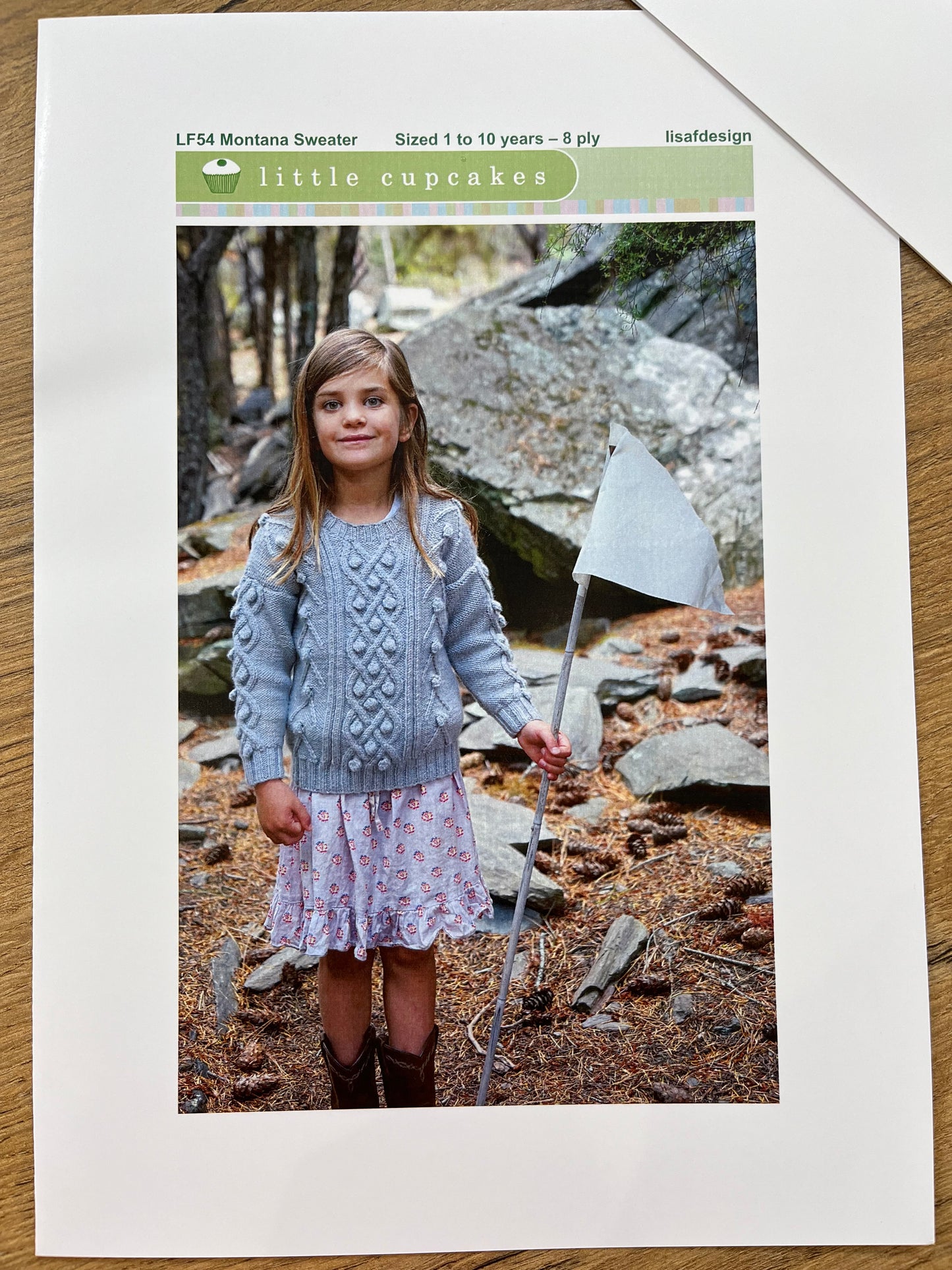 Knitting Patterns - 8 Ply