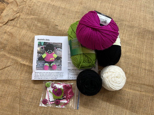 Maybelle Golly Knitting Kit