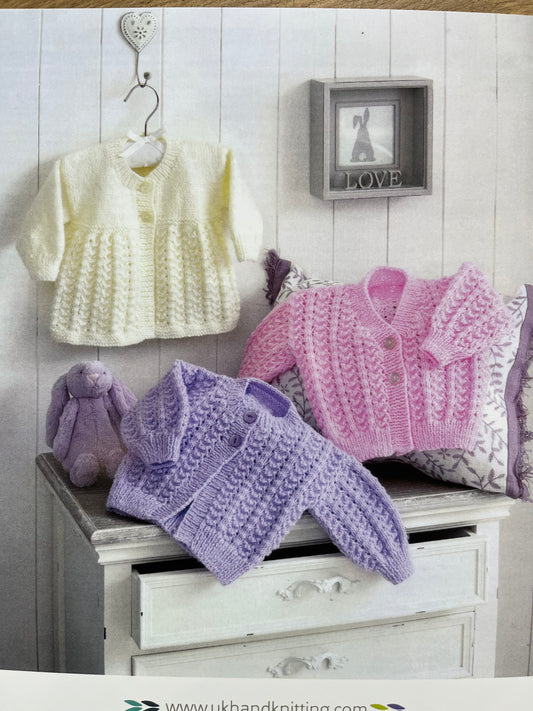 Knitting Patterns - 8 Ply