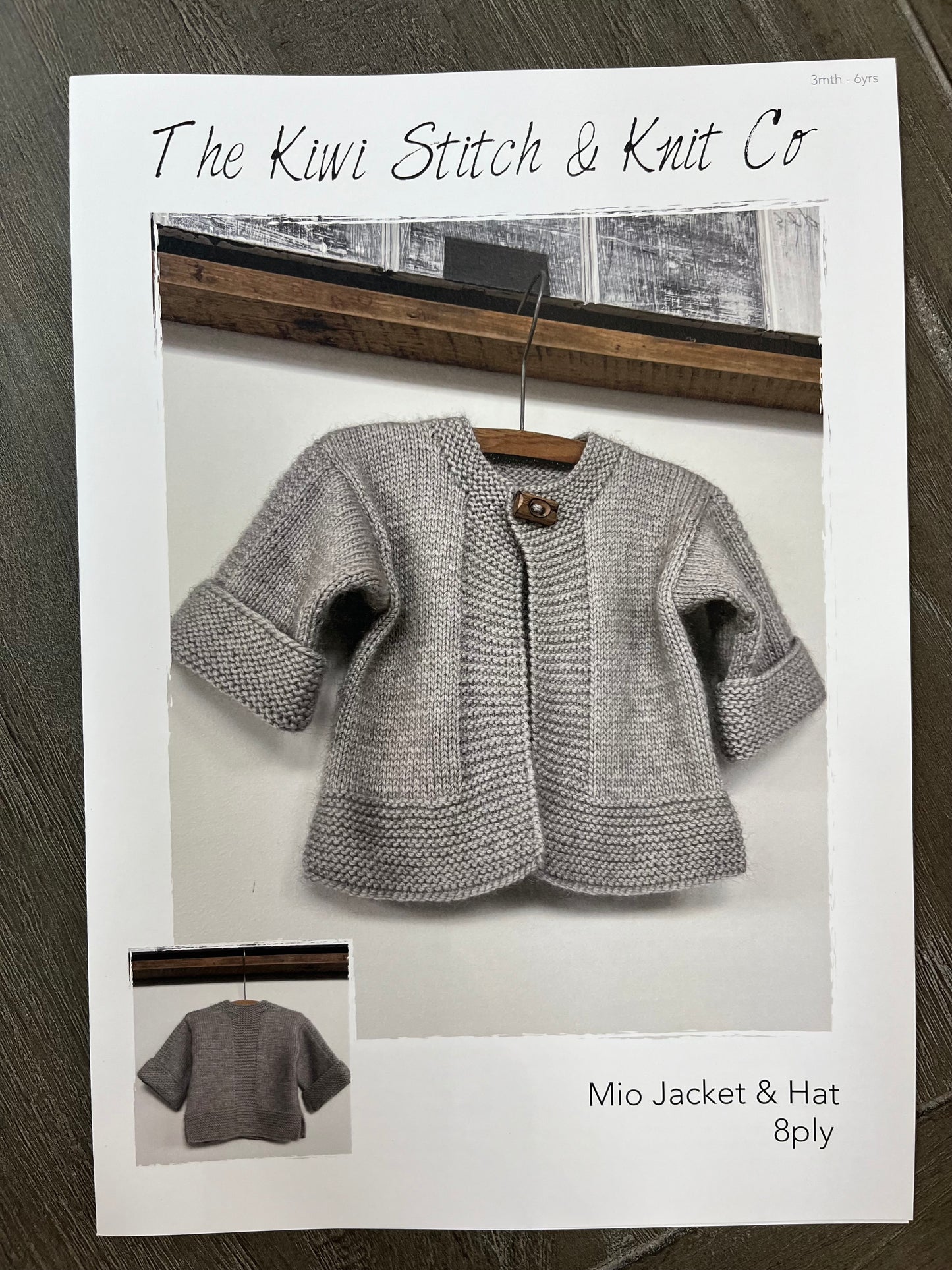 Knitting Pattern 8 ply