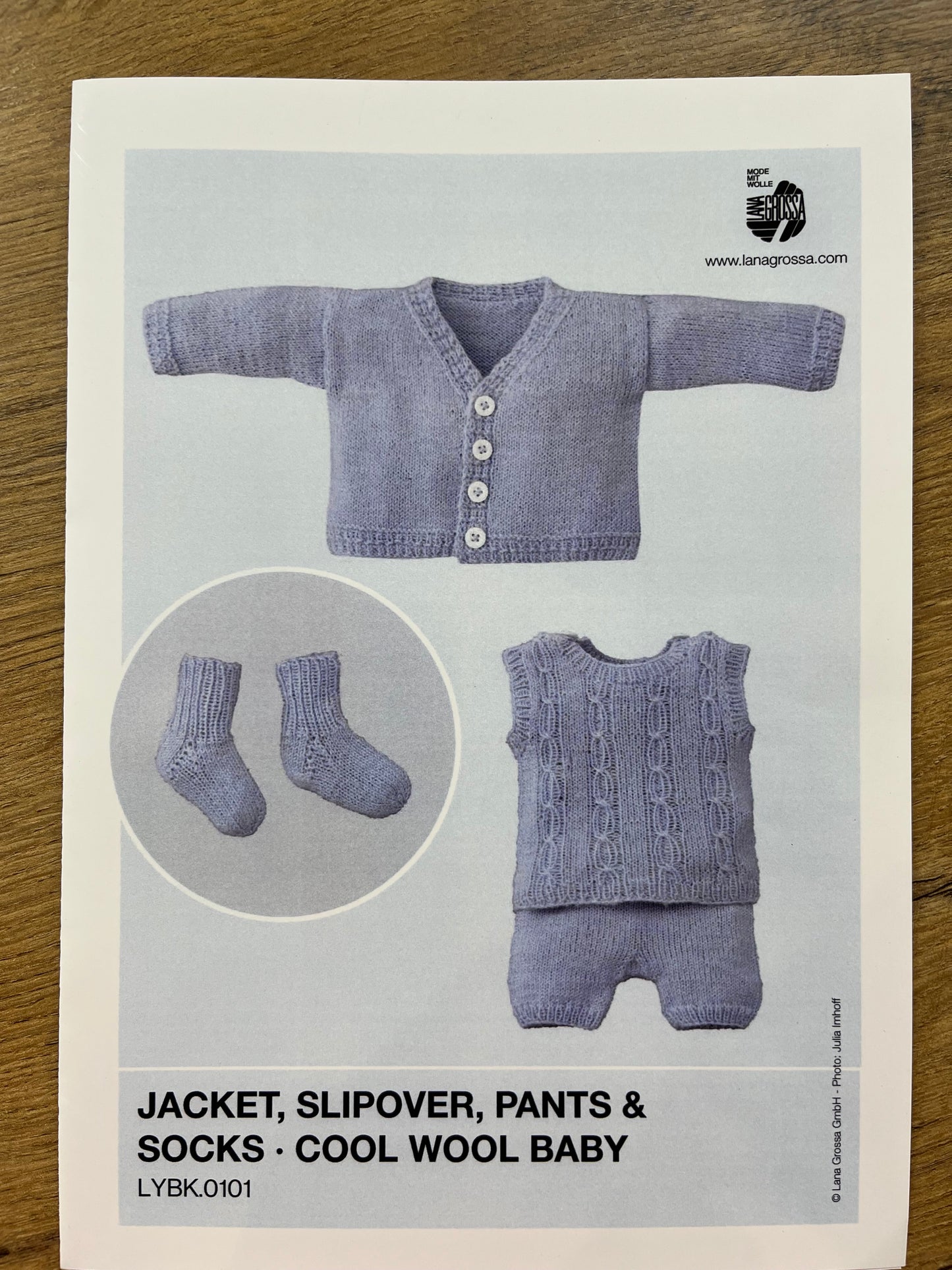 Knitting Patterns - 4 Ply