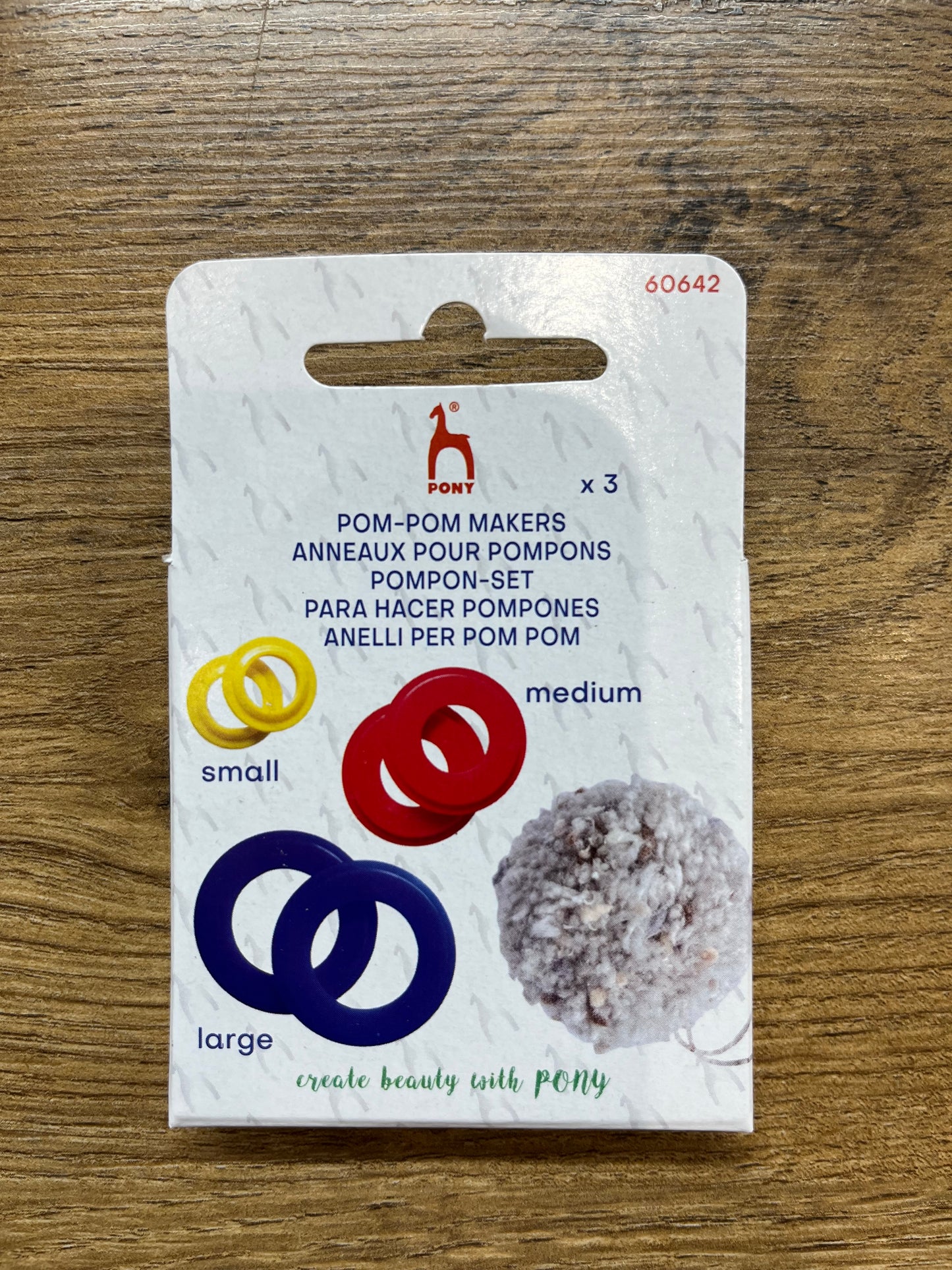 Pom Pom Maker