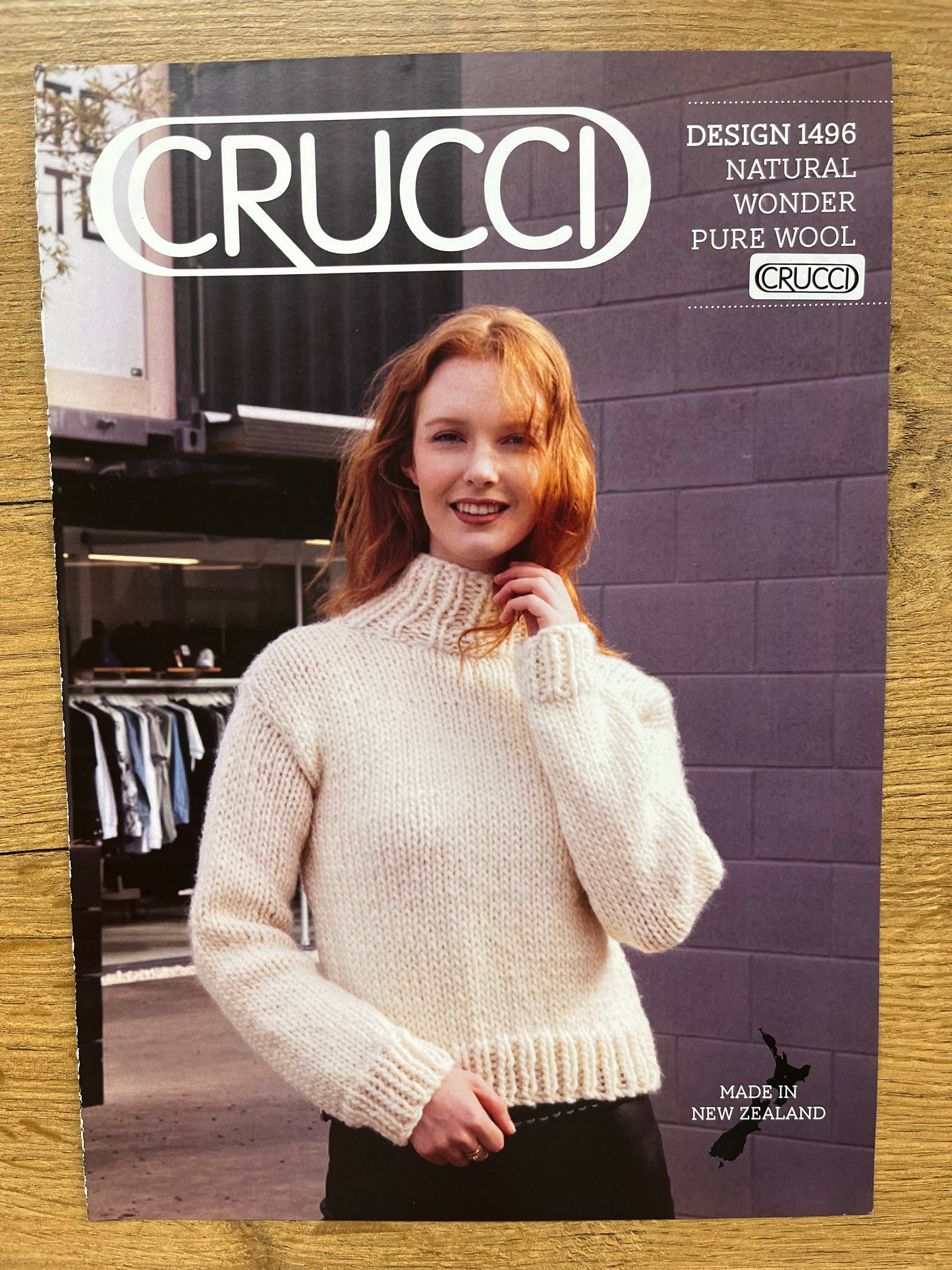Simple Sweater - Crucci Natural Wonder