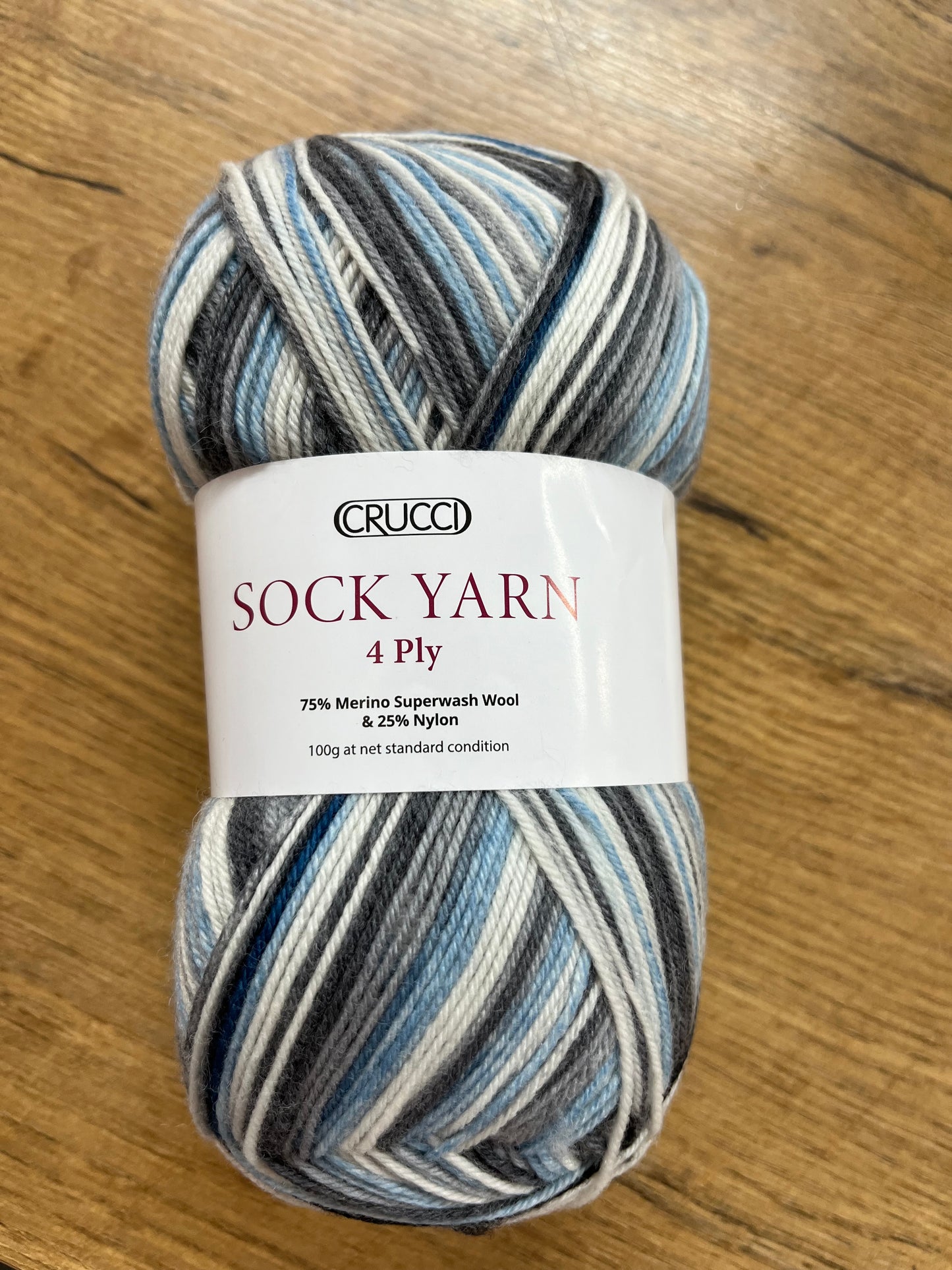 Crucci Sock Yarn 4 ply - Shade 8