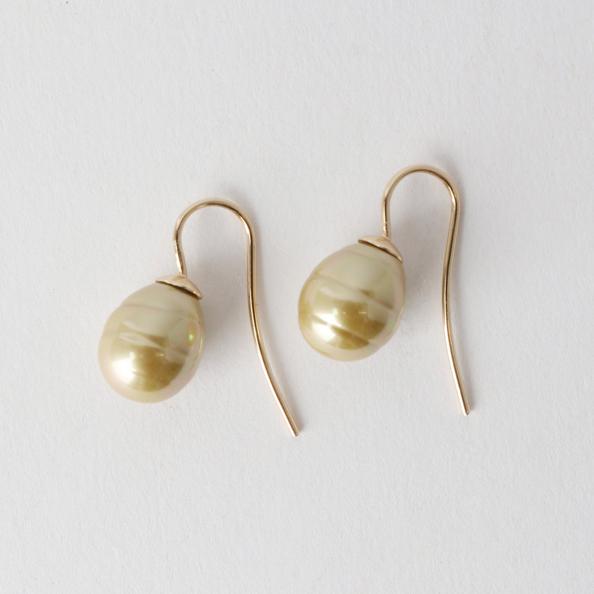 Spanish Pearl Mink Drop Earrings - Le Forge