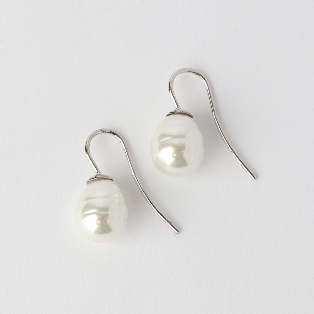 Spanish Pearl White Drop Earrings - Le Forge
