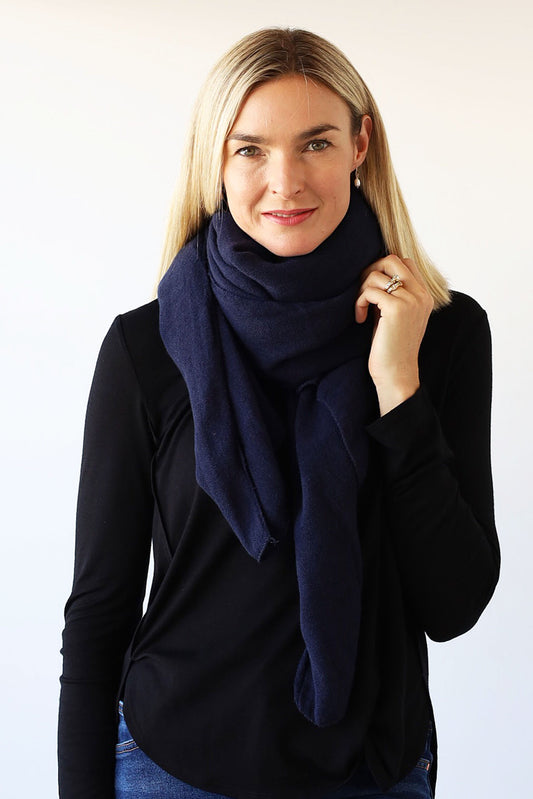 Warm Plain Scarf - Navy