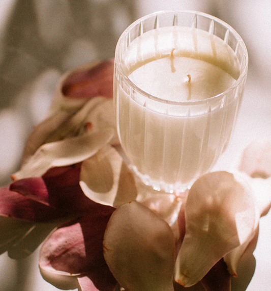 Peppermint Grove Candle 370g - Freesia & Berries