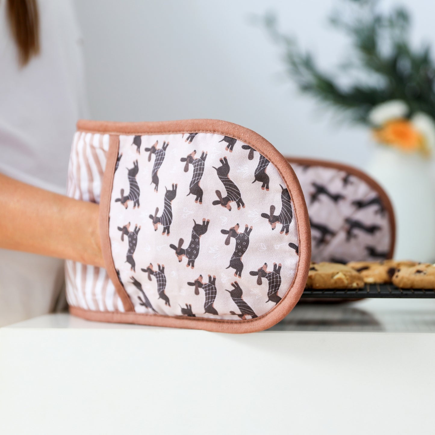 Double Oven Mitt - Dogs
