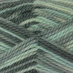 Crucci Pure Wool 8 ply - Green Print