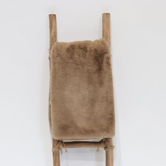 Faux Fur Throw - Le Forge Peanut