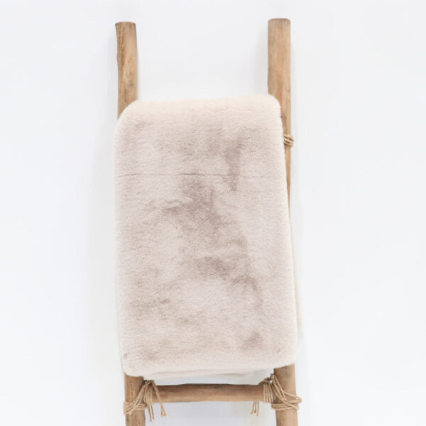 Faux Fur Throw - Le Forge Pearl