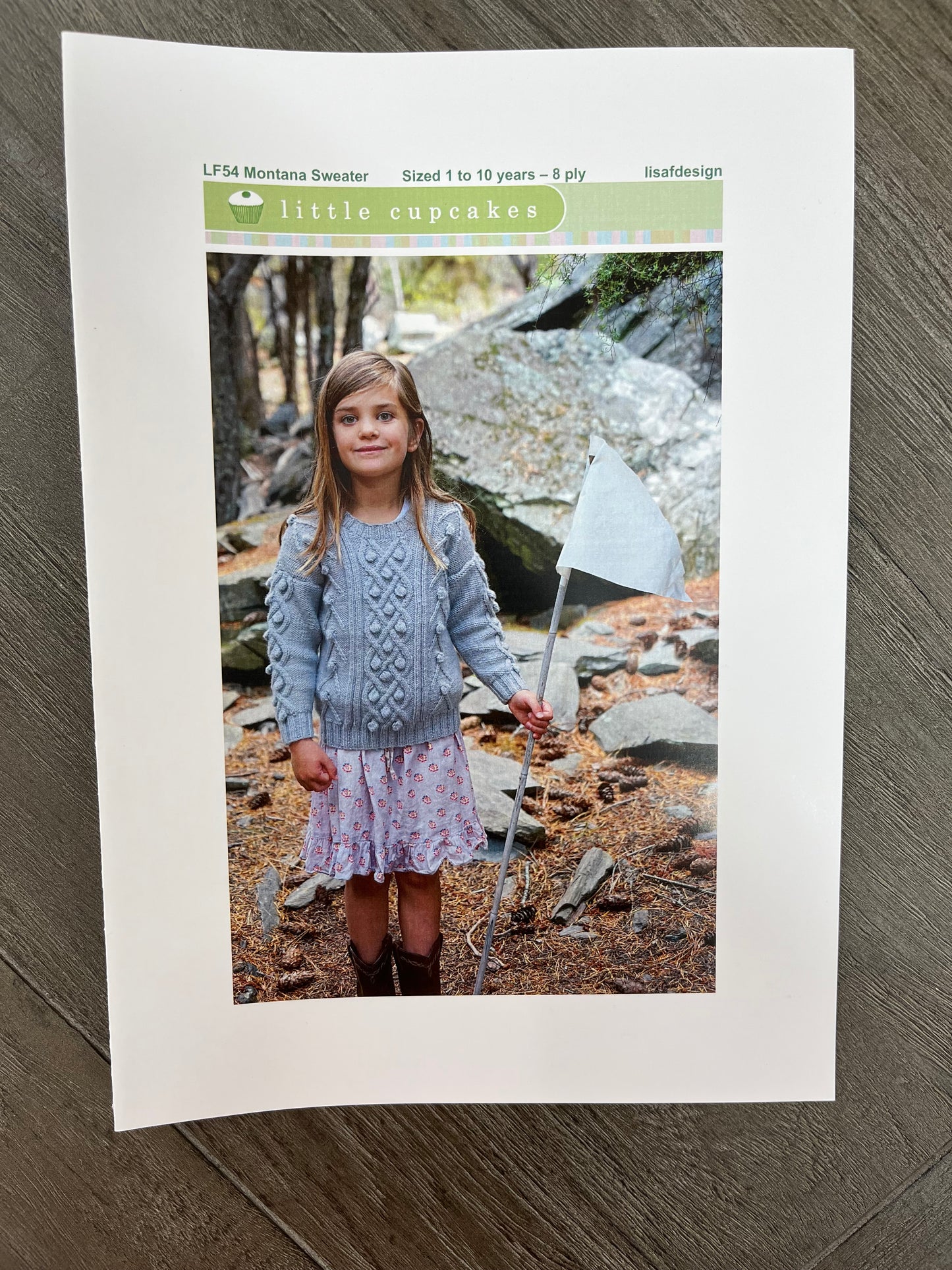 Knitting Patterns - 8 Ply