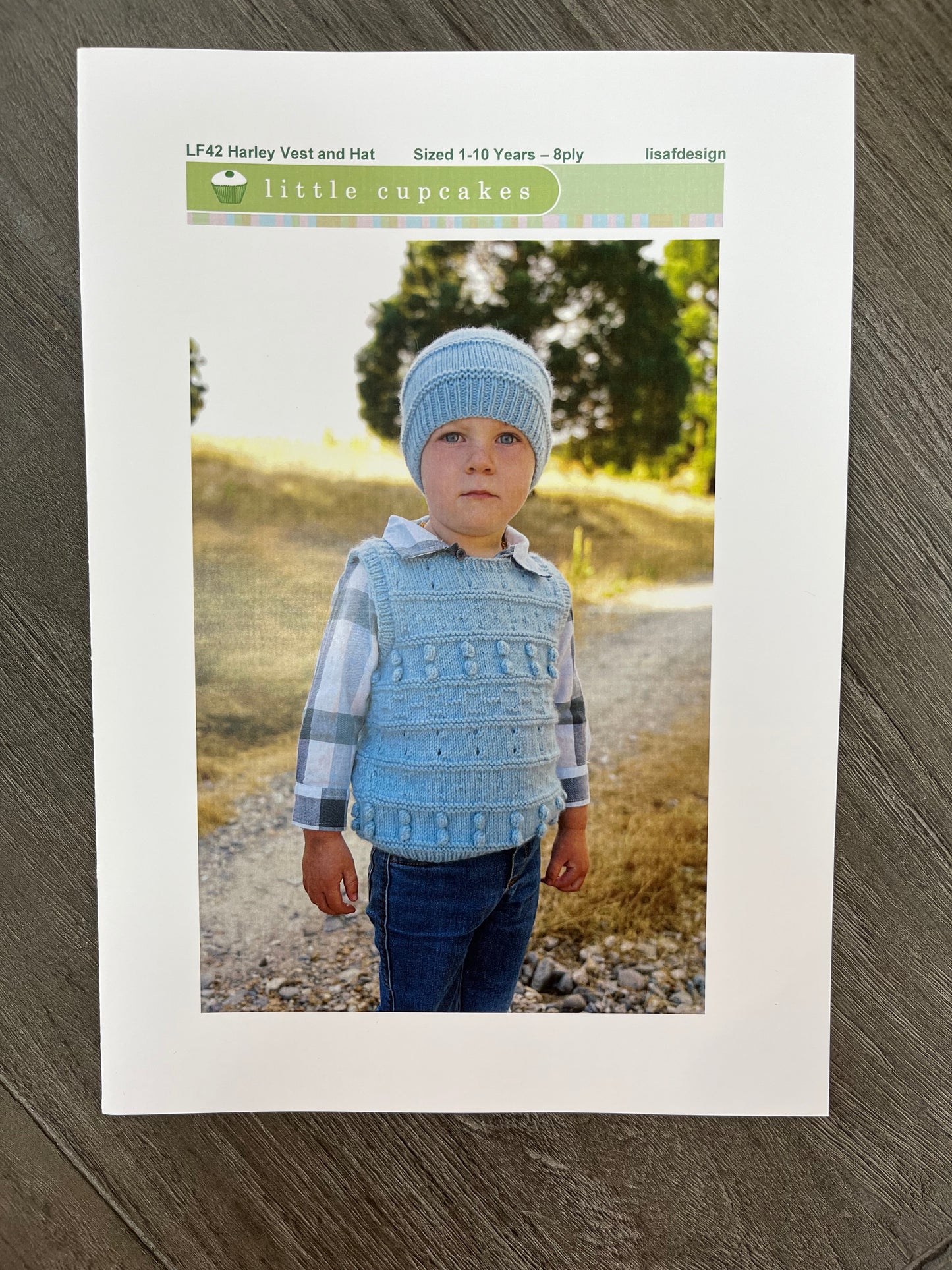 Knitting Patterns - 8 Ply