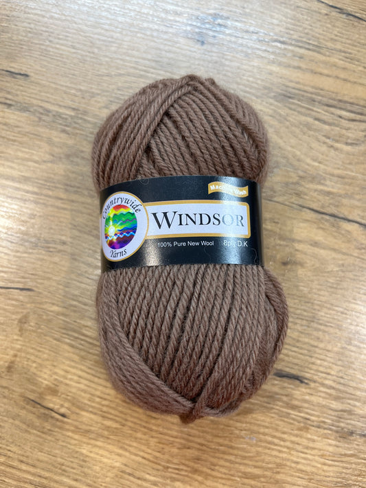 Windsor 8 ply – Donkey Brown