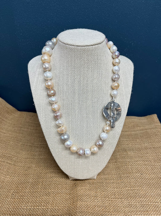 Genuine Freshwater Pearl Necklace - Cream