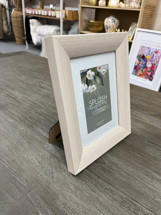 Wooden Picture Frame - 4 x 6