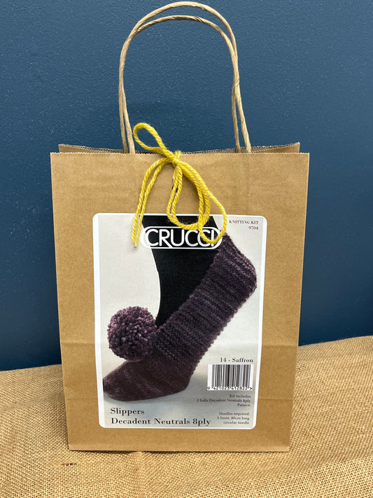 Crucci Slipper Knitting Kit