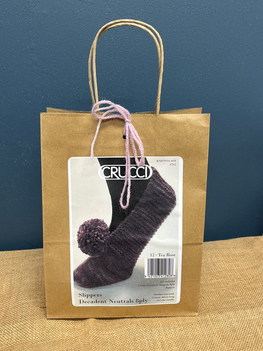 Crucci Slipper Knitting Kit