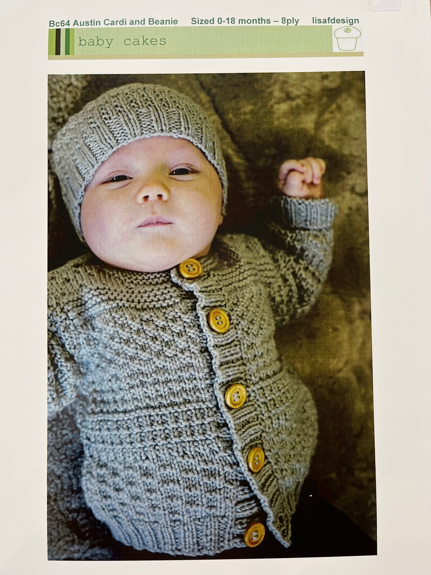 Knitting Patterns - 8 Ply