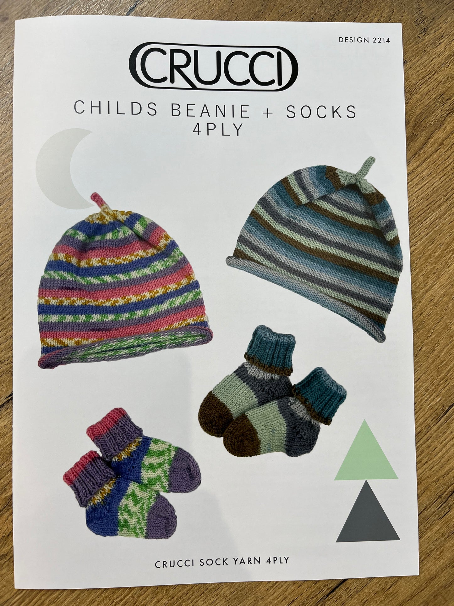 Knitting Patterns - 4 ply