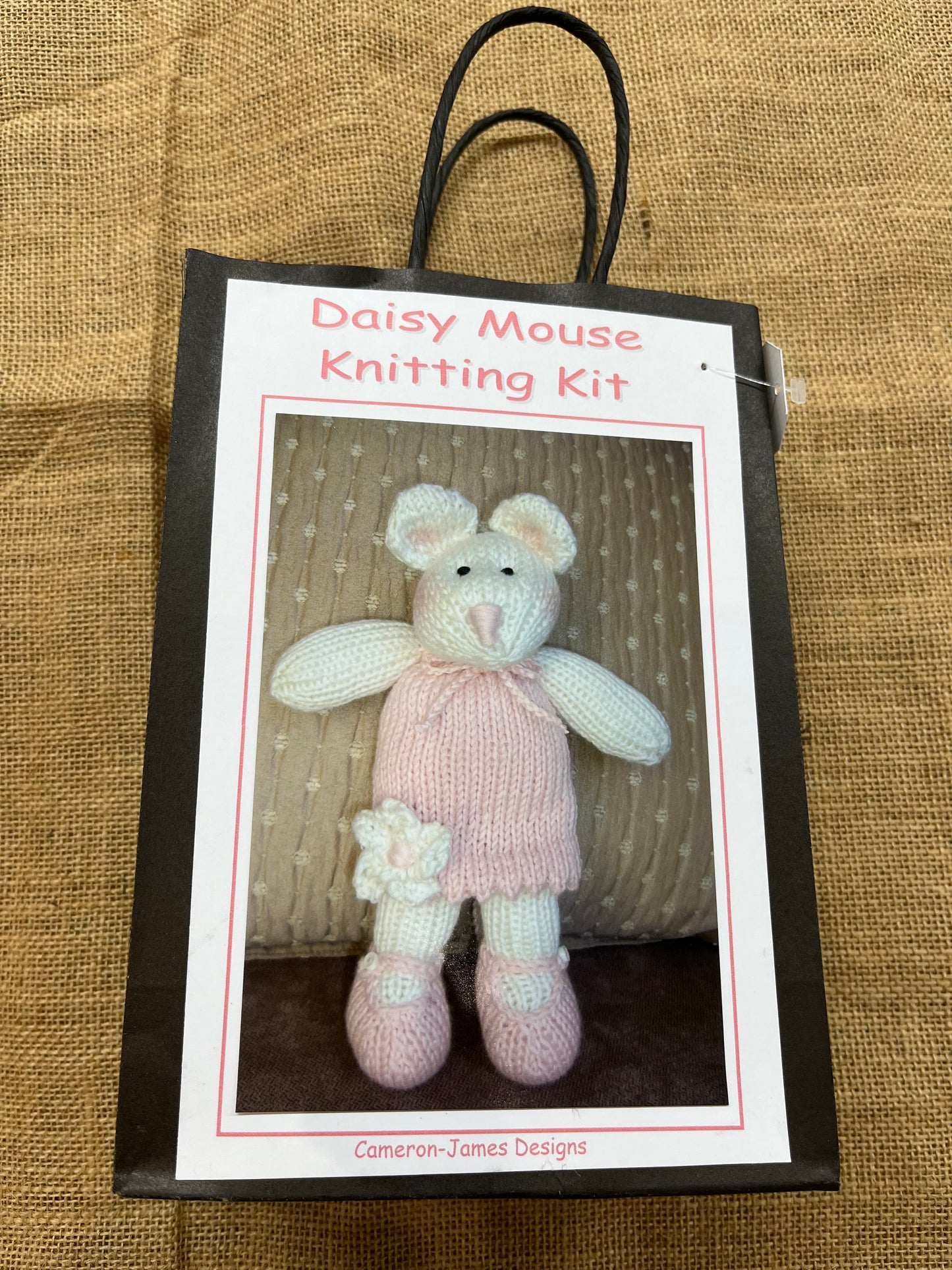 Daisy Mouse Knitting Kit