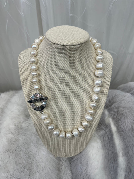 Genuine Freshwater Pearl Necklace - Cream