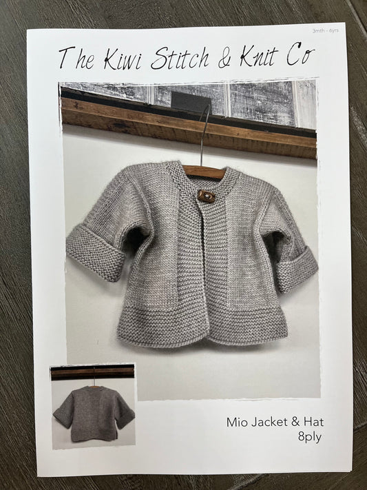 Knitting Pattern 8 ply