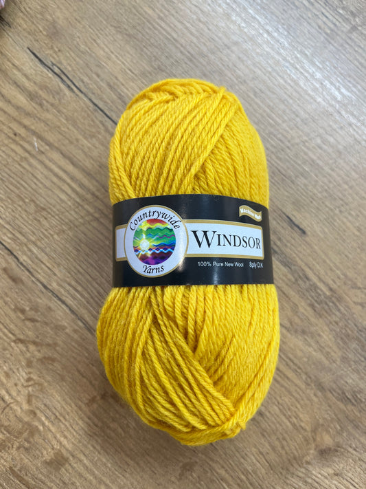 Windsor 8 ply – Old Gold