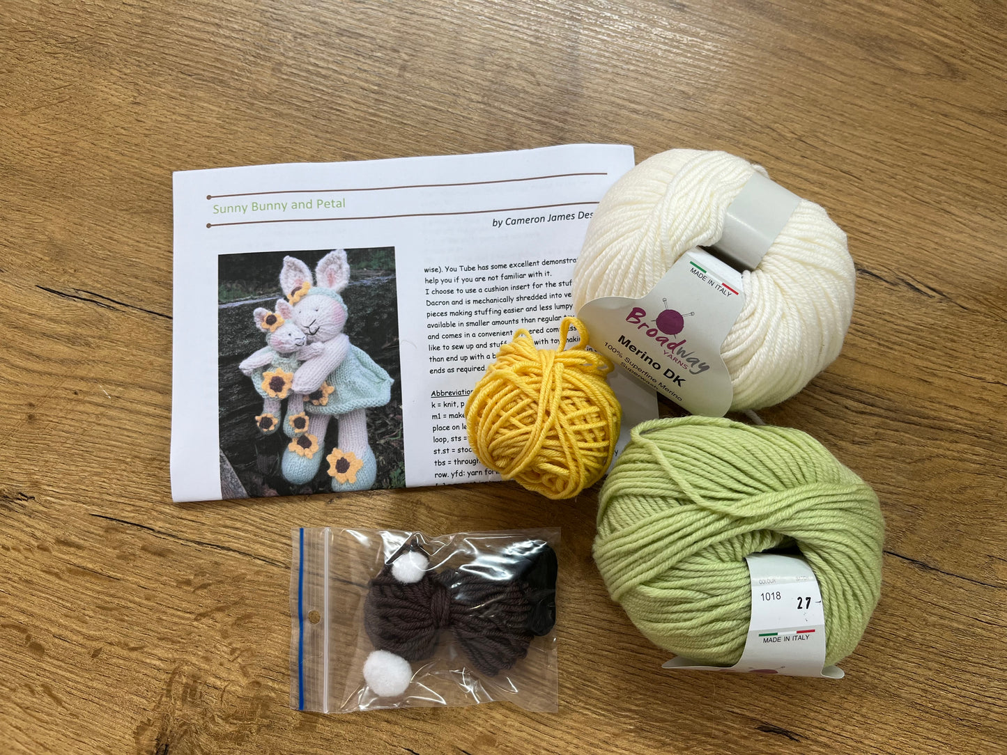 Sunny and Petal Knitting Kit