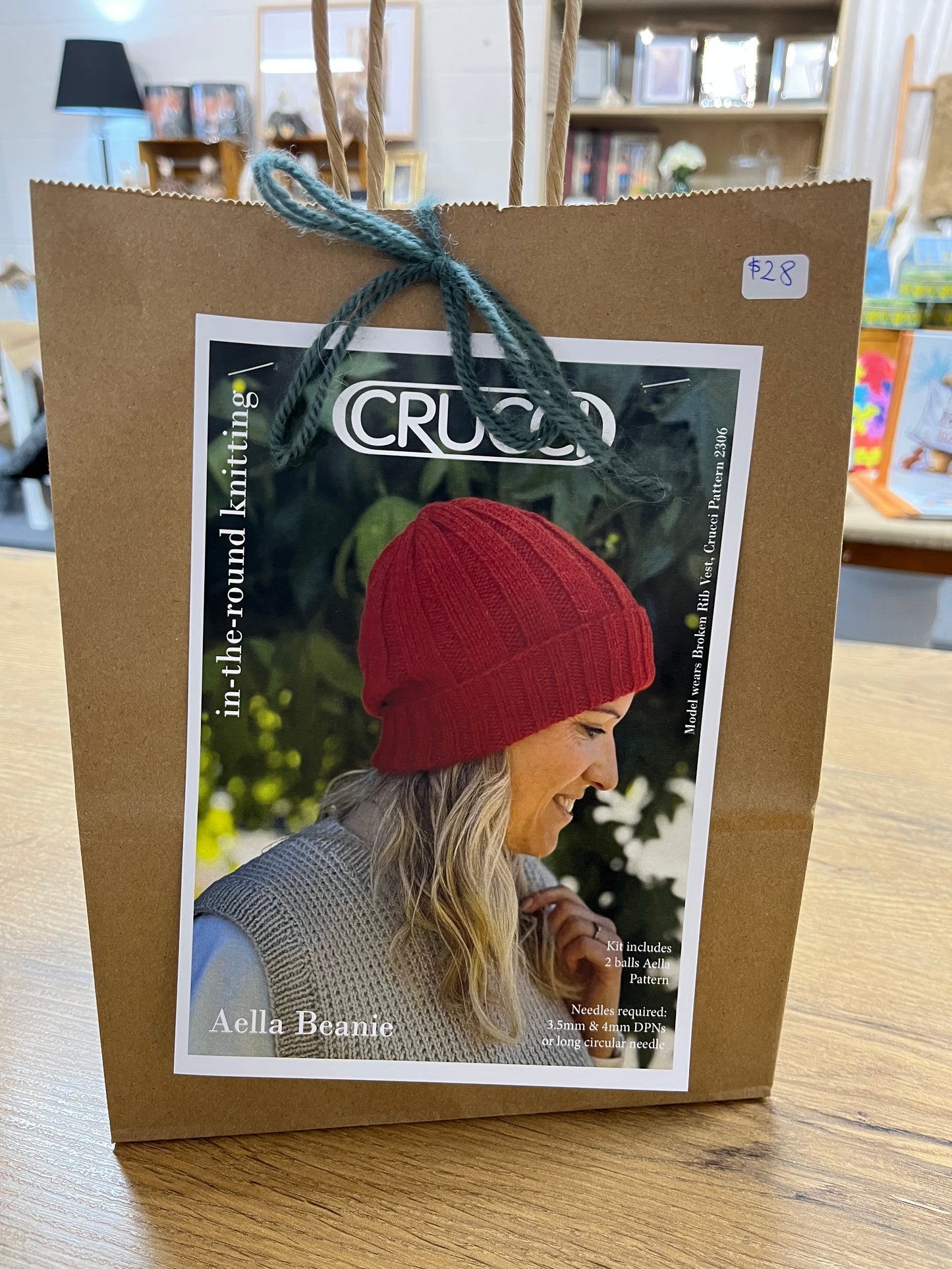 Crucci Aella Beanie Knitting Kit - Hunter