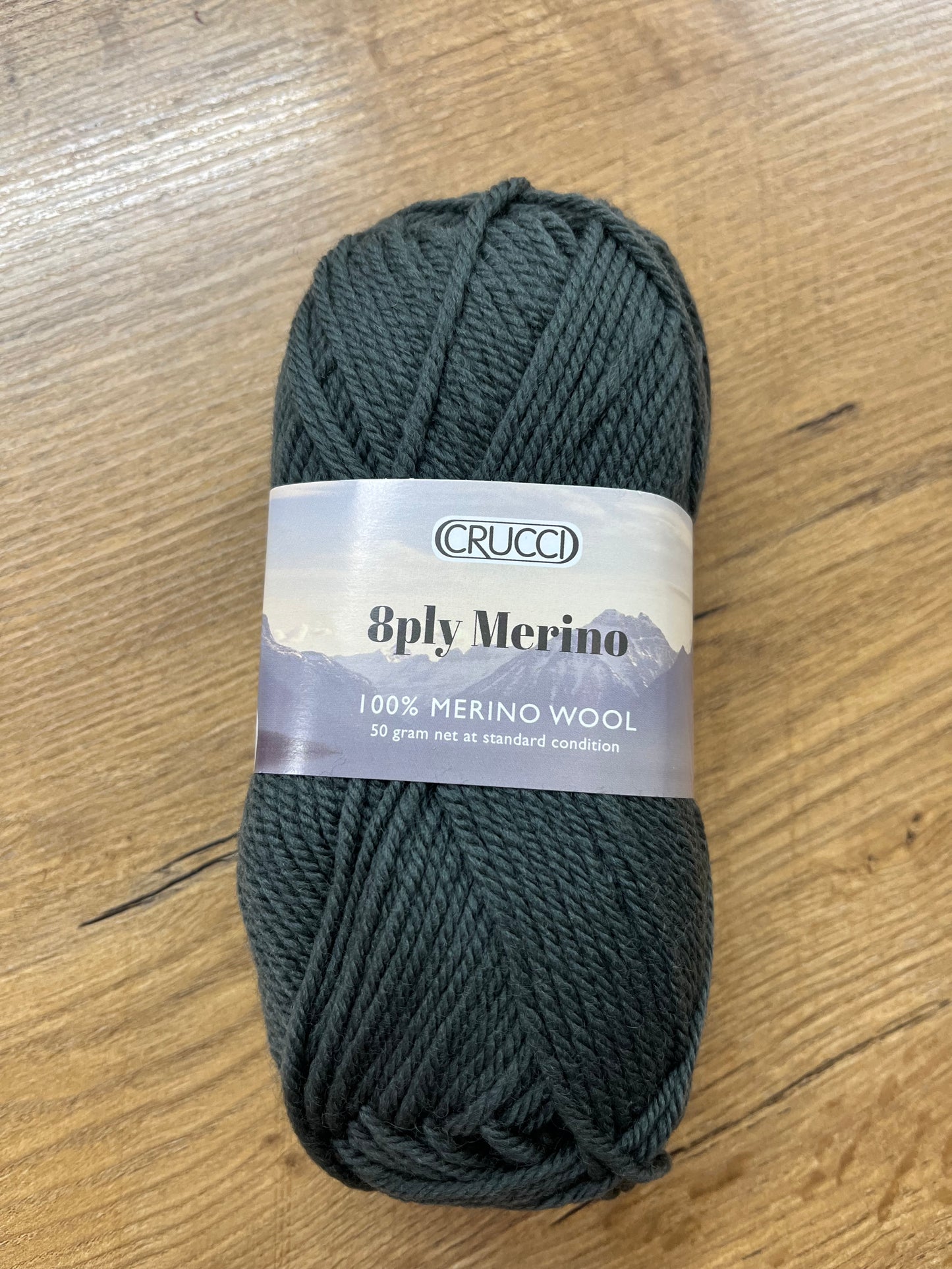Crucci 8 ply Australian Merino - Olive