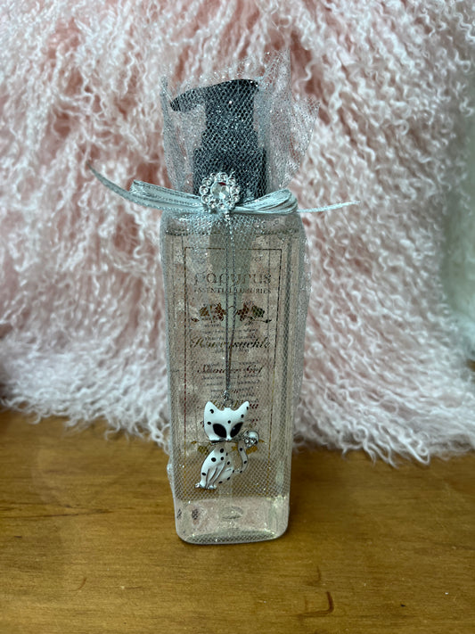 Papyrus Essentials - Honeysuckle Body Wash