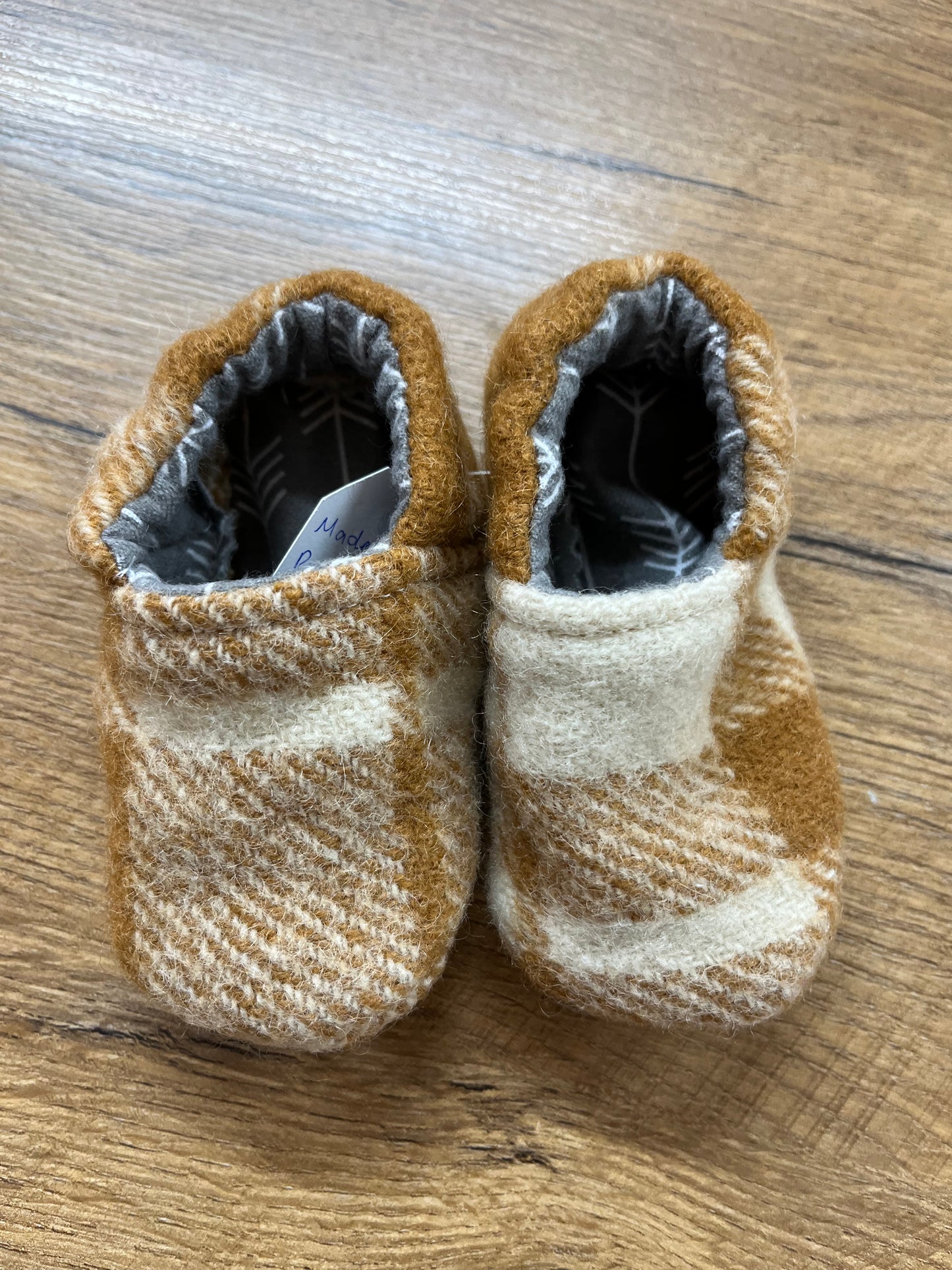 Woollen Toddler Slippers - Recycled Blankets