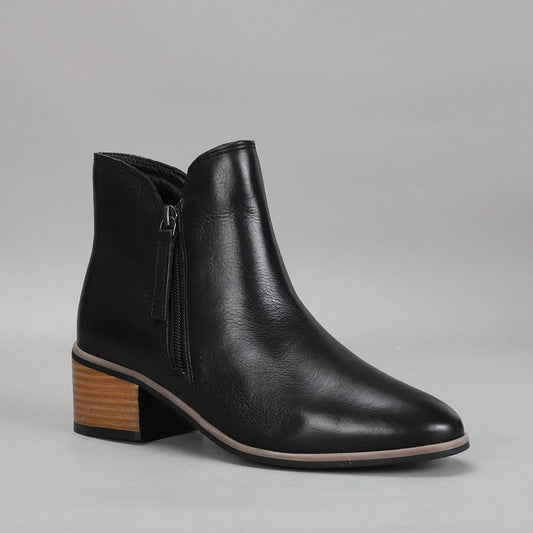 Le Sansa - Oxley Boot Black